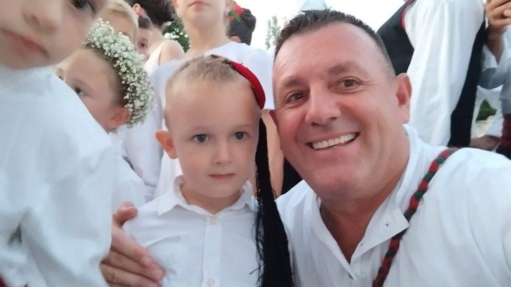 ŽIVOT I TRADICIJA: KUD Radovin u povodu 40. obljetnice Gospinog ukazanja na području Osoje oduševio izvornim folklorom i starohrvatskim glagoljaškim napjevima