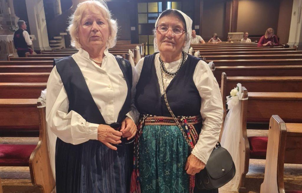 ŽIVOT I TRADICIJA: KUD Radovin u povodu 40. obljetnice Gospinog ukazanja na području Osoje oduševio izvornim folklorom i starohrvatskim glagoljaškim napjevima