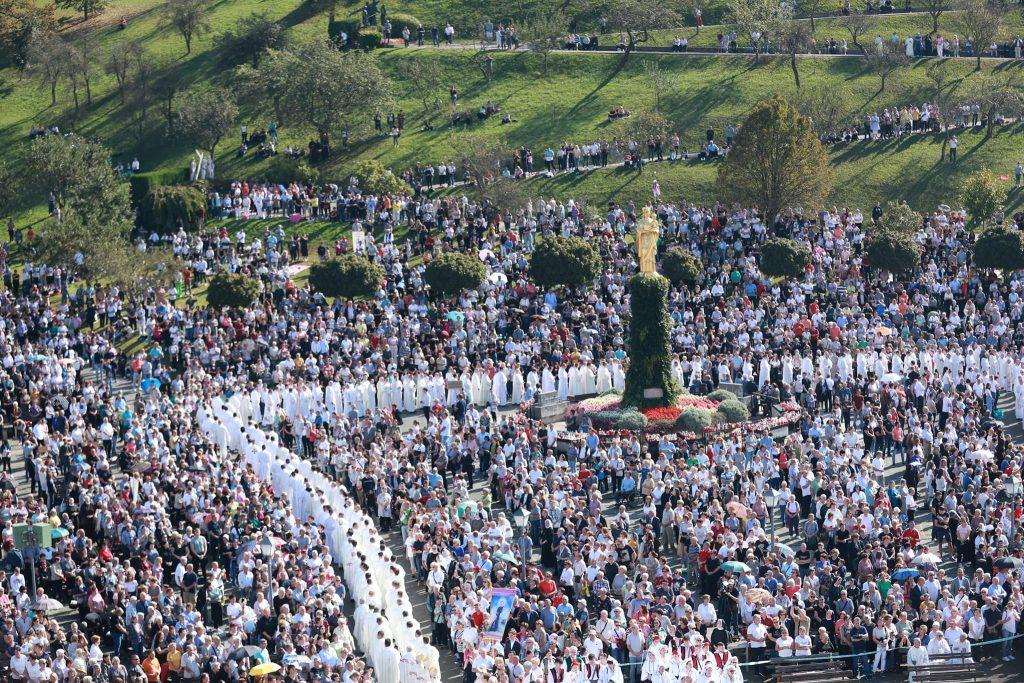 MARIJA BISTRICA: Svečano obilježena 25. godišnjica beatifikacije Alojzija Stepnica - "Stepinac je dar, Božji dar hrvatskom narodu, u jednom od važnijih trenutaka njegove povijesti" MARIJA BISTRICA: Svečano obilježena 25. godišnjica beatifikacije Alojzija Stepnica - "Stepinac je dar, Božji dar hrvatskom narodu, u jednom od važnijih trenutaka njegove povijesti"