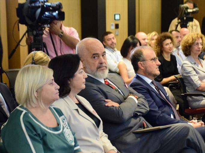PREMIJER KOSOVA: U Banjskoj je oko 30 do zuba naoružanih profesionalnih vojnih ili policijskih snaga koji su došli ratovati na Kosovo
