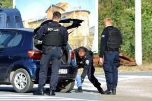 KOSOVSKA POLICIJA: Privedeno 6 osoba koji se sumnjiče za više kaznenih djela  