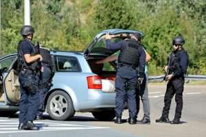 KOSOVSKA POLICIJA: Privedeno 6 osoba koji se sumnjiče za više kaznenih djela  