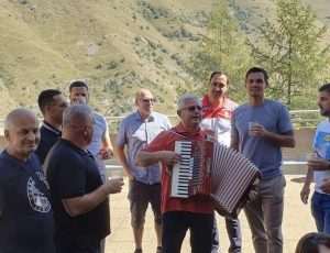 VJERA, RADOST I DRUŽENJE: Na hodočašću u Gospino svetište La Salette, pridružio se i bivši "Vatreni"