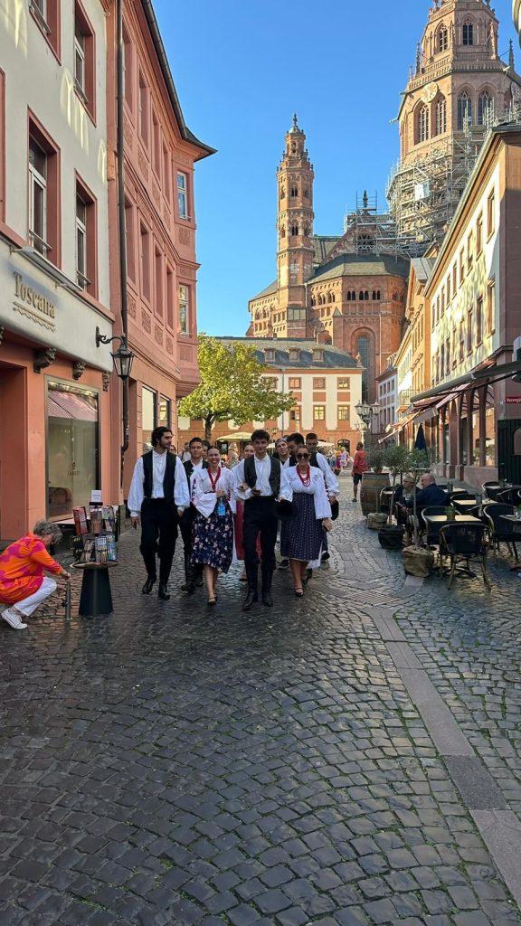 SVEČANI KONCERT ZA 50. OBLJETNICU: Folklorna skupina “Fra Filip Grabovac” iz Mainza slavi svojih prvih pet desetljeća