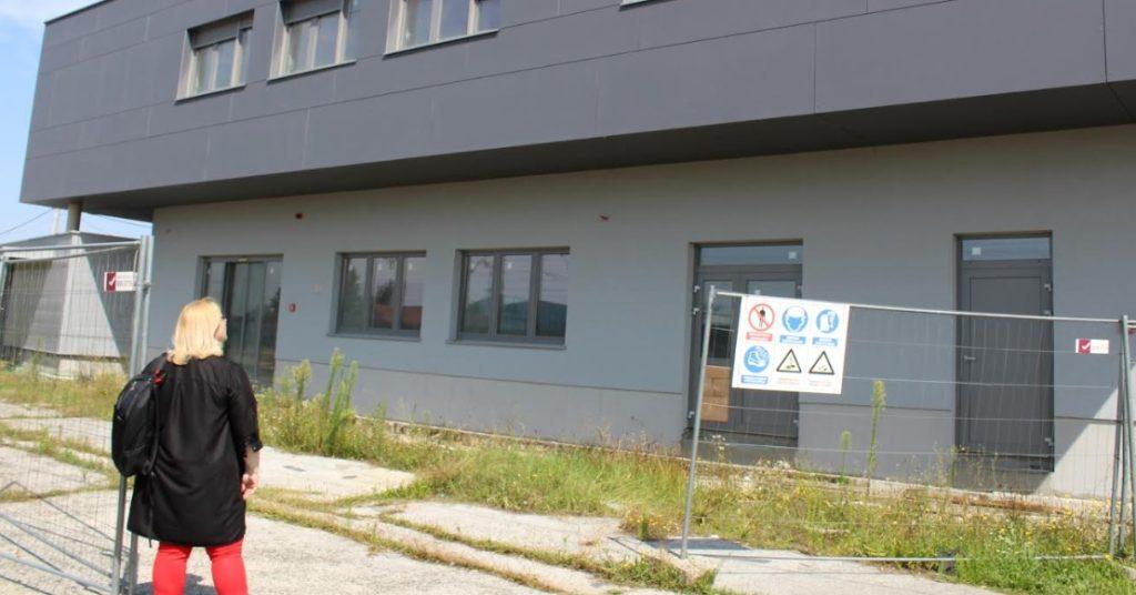 IVANA POSAVEC KRIVEC: Dugoselski kolodvor je simbol apsurdnosti Hrvatskog željezničkog sustava
