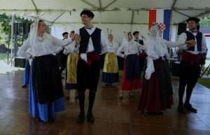HRVATI U AMERICI: Hrvatsko državljanstvo primilo 75 osoba