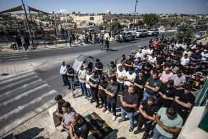 FOTO VIJEST IZ JERUZALEMA: Izraelska policija spriječila ulazak mlađih Palestinaca u istočni Jeruzalem gdje je džamija Al Aksa