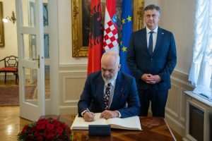 OSUDA TERORIZMA: Plenković i Rama osudili nasilje srpskih paravojnih postrojbi na sjeveru Kosova i pozvali na mjere EU protiv Srbije