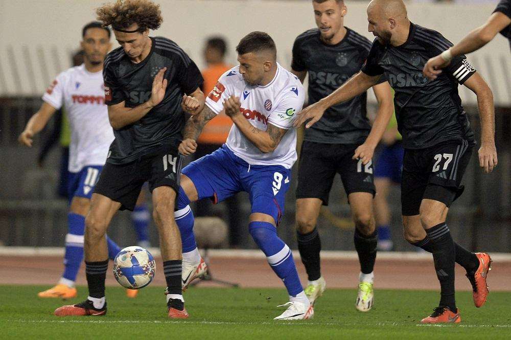 LUDNICA NA POLJUDU: Hajduk slavio u najvećem hrvatskom derbiju LUDNICA NA POLJUDU: Hajduk slavio u najvećem hrvatskom derbiju