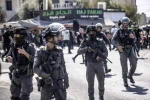 FOTO VIJEST IZ JERUZALEMA: Izraelska policija spriječila ulazak mlađih Palestinaca u istočni Jeruzalem gdje je džamija Al Aksa