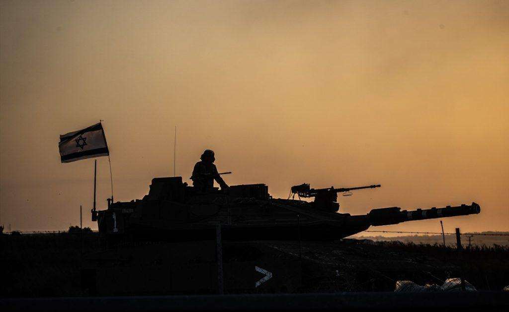 IZRAELSKI TENKOVI NA GRANICI S GAZOM: Hamas izvijestio kako je u izraelskim napadima na Gazu ubijeno 13 talaca koji su zarobljeni u napadu na Izrael