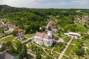VJERSKI TURIZAM JE KLJUČAN U OBRAZOVANJU NOVE GENERACIJE TURISTIČKIH MENADŽERA: Održana je 5. Konferencija vjerskog turizma, sakralne baštine i hodočašća u Mariji Bistrici VJERSKI TURIZAM JE KLJUČAN U OBRAZOVANJU NOVE GENERACIJE TURISTIČKIH MENADŽERA: Održana je 5. Konferencija vjerskog turizma, sakralne baštine i hodočašća u Mariji Bistrici