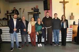 (FOTO) VELIKO SLAVLJE U WIESBADENU: Na Mladu misu fra Nikole Livaje stigao velik broj vjernika iz Wiesbadena, Frankfurta, Mainza i okolice