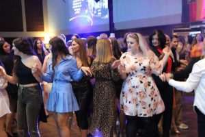 (FOTO i VIDEO) 5. LIVANJSKA NOĆ: U Heusenstammu kod Frankfurta održana zavičajna zabava Livnjaka i njihovih prijatelja