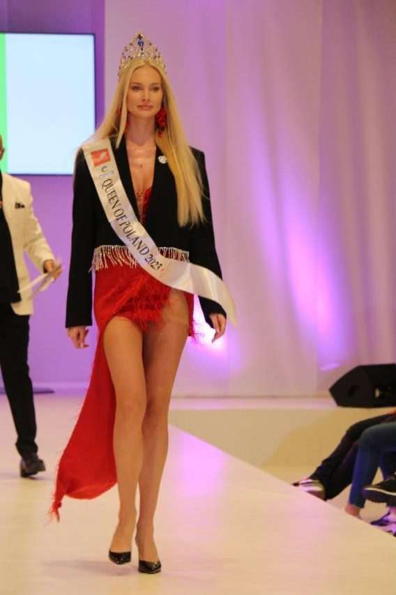 (FOTO) VELIKI SHOWU U FRANKFURTU: Hrvatica i Nijemac spojili glumu i modni dizajn kroz neobičnu modnu reviju (FOTO) VELIKI SHOWU U FRANKFURTU: Hrvatica i Nijemac spojili glumu i modni dizajn kroz neobičnu modnu reviju