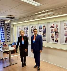 ŠVEDSKA: Na Sveučilištu Uppsala predstavljena globalna, putujuća izložba hrvatskih iseljenika "Hrvati ujedinjeni kravatom"