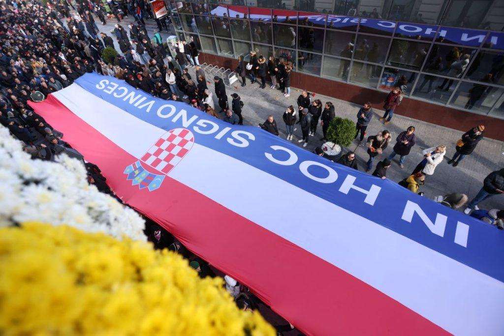 HRVATSKI GRAD HEROJ: Dan sjećanja na žrtvu Vukovara, pijetet za najmanje 2.717 hrvatskih branitelja i civila