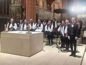 BOŽIĆNI KONCERT ZA PAMĆENJE: Folklorni ansambl Lado oduševio svojim nastupom u Katedrali sv. Bartolomeja u Frankfurtu