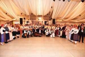 USUSRET BOŽIĆU: Božićni domjenak Folklornog ansambla Anno`93 u Beču