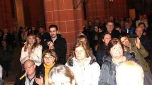 BOŽIĆNI KONCERT ZA PAMĆENJE: Folklorni ansambl Lado oduševio svojim nastupom u Katedrali sv. Bartolomeja u Frankfurtu