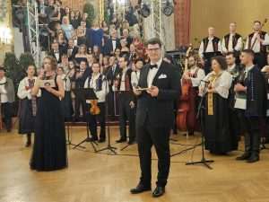 U NAZOČNOSTI 1.100 GOSTIJU: Održan 77. Hrvatski bal u Beču - uveličali ga austrijska ministrica Raab i brojni diplomati