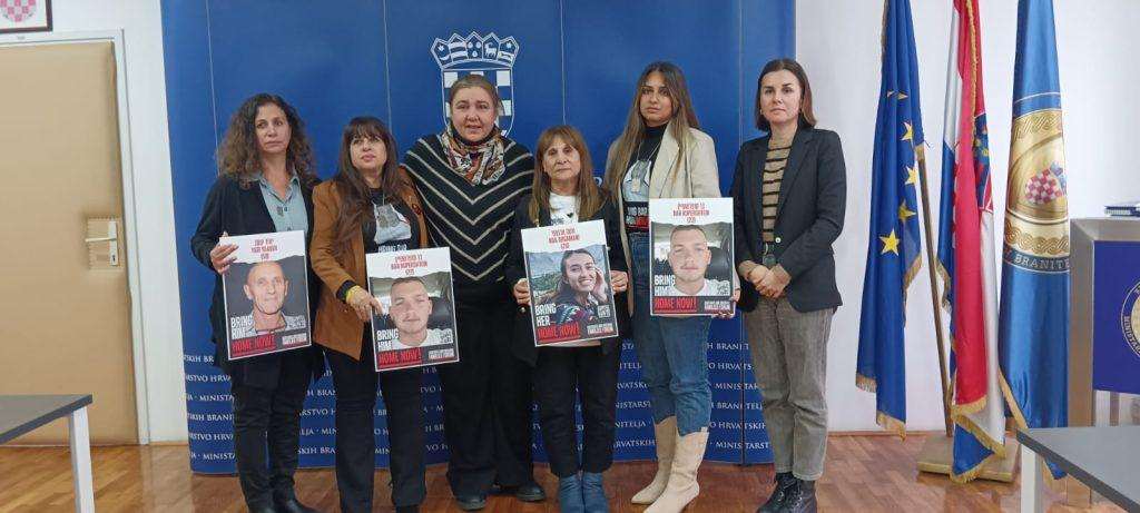 ZAGREB: Članovi obitelji zatočenih Izraelaca zahvalili Hrvatskoj na „oštroj osudi otmice nevinih izraelskih civila od terorista Hamasa“