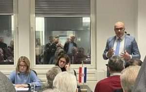 DÜSSELDORF/ESSEN: Dr. Ante Nazor ukazao na pokušaje krivotvorenja povijesti u ratu u BiH