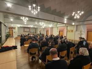 DÜSSELDORF/ESSEN: Dr. Ante Nazor ukazao na pokušaje krivotvorenja povijesti u ratu u BiH