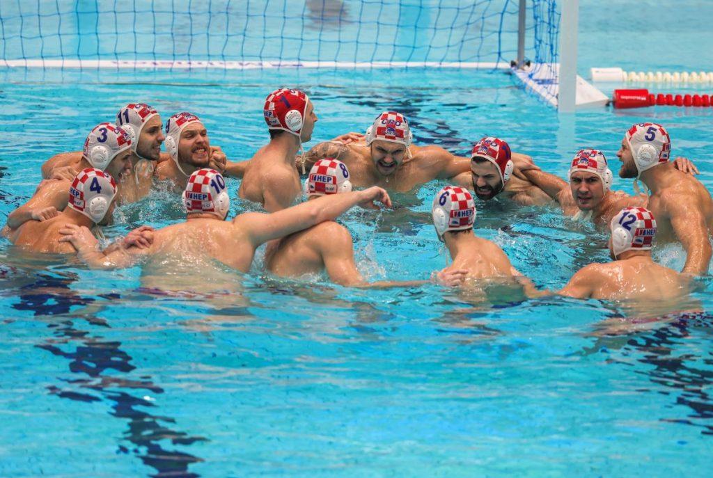 NAKON DRAMATIČNE ZAVRŠNICE: Hrvatska izgubila finale i osvojila srebro na Euru