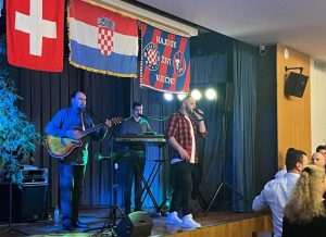 „ZAPISANO U GENIMA“: Tradicionalna Bila noć Hajuka Zürich trajala je do kasnih noćnih sati