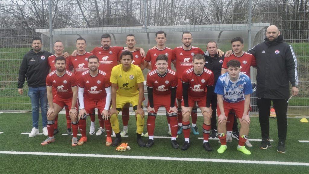 ZÙRICH: Tri pogotka Mateja Šišića u prijateljskoj utakmici dvaju hrvatskih klubova iz Švicarske koji nastupaju u 3. amaterskoj ligi ZÙRICH: Tri pogotka Mateja Šišića u prijateljskoj utakmici dvaju hrvatskih klubova iz Švicarske koji nastupaju u 3. amaterskoj ligi