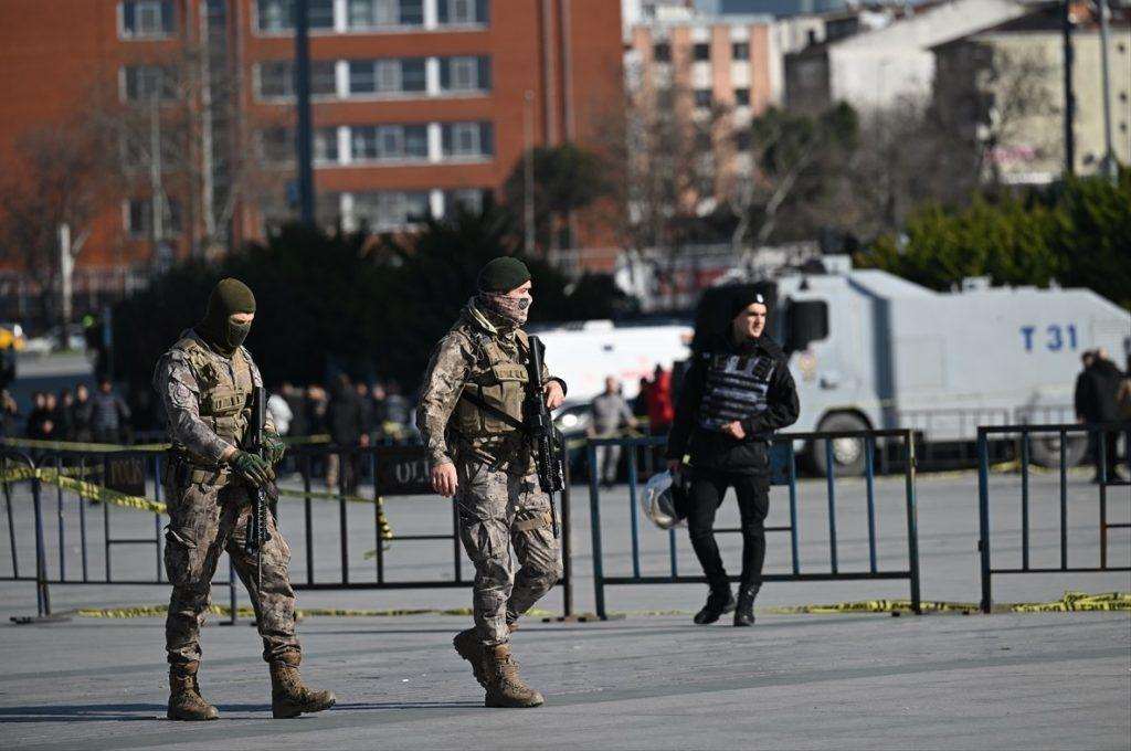 NJEMAČKI MEDIJI: Turska policija ubila dvoje napadača u koji pokušali teroristički napad na sud u Istanbulu