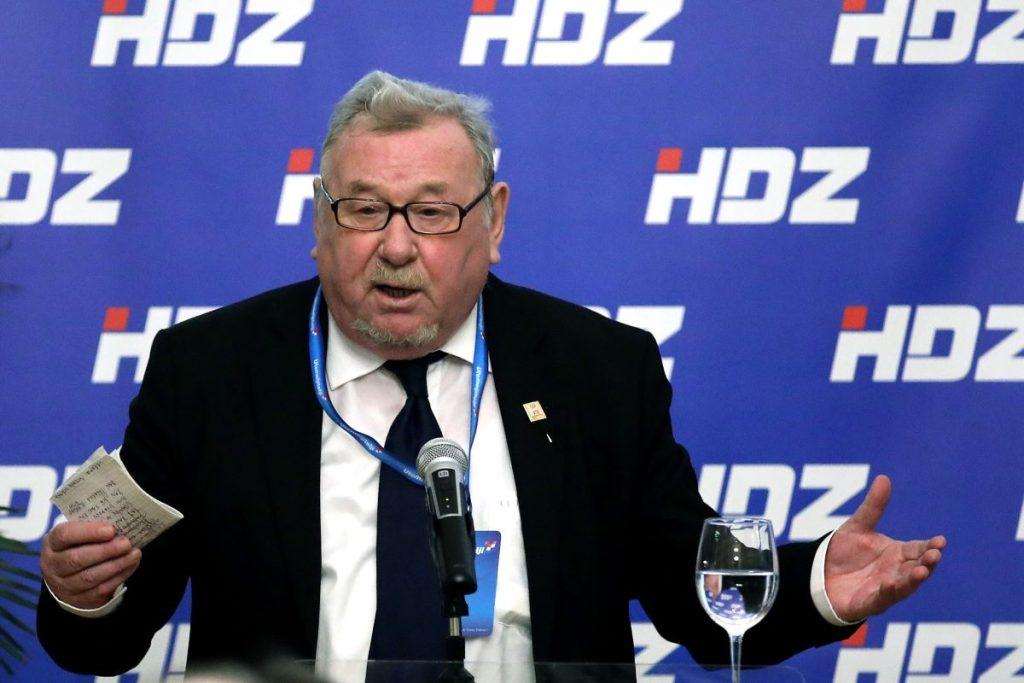 HRVATSKI PREMIJER: Za dva i pol mjeseca stiže prvih šest višenamjenskih borbenih zrakoplova