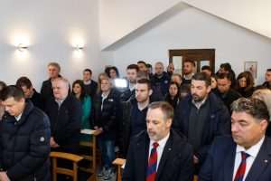 SLUŽENA SV. MISA U POVODU 113. OBLJETNICE KLUBA: Hajduk je "poseban, jedinstven i neponovljiv", a jedan je i od rijetkih klubova čije igrače je dva puta primio Sv. Otac papa Ivan Pavao II.