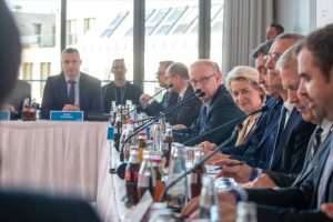 PORUKA SA SIGURNOSNE KONFERENCIJE U MÜNCHENU: Svijet se suočava s egzistencijalnim izazovima PORUKA SA SIGURNOSNE KONFERENCIJE U MÜNCHENU: Svijet se suočava s egzistencijalnim izazovima
