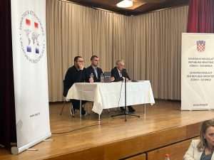 ŠVICARSKA: Predstavljen Fakultet hrvatskih studija i zbornik radova „Komunistički zločini I“