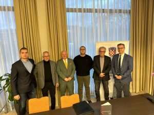 ŠVICARSKA: Predstavljen Fakultet hrvatskih studija i zbornik radova „Komunistički zločini I“