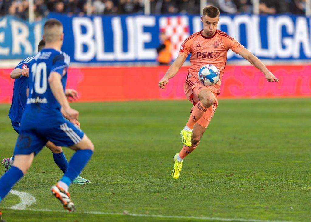 Gabriel Vidovic s loptom / Foto: Hina