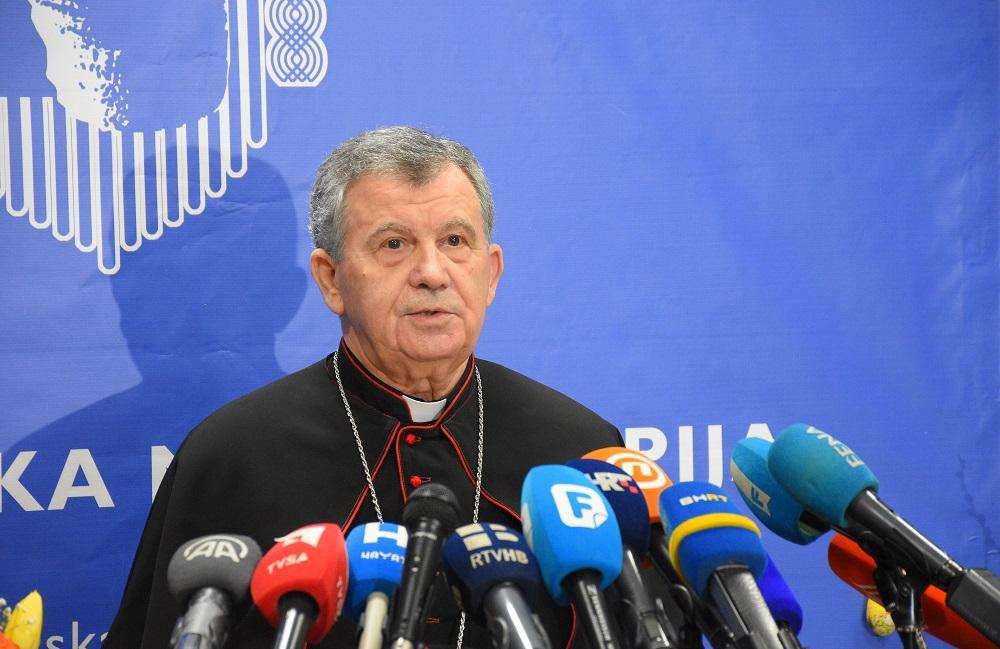Na slici nadbiskup Tomo Vukšić / Foto: Anadlu