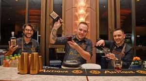 (FOTO) HRVATSKI SPEKTAKL U NJEMAČKOJ: Ponos i radost na Večernjakovoj domovnici, Đani Maršan dirnuo u srca kad je zapjevao "Bože čuvaj Hrvatsku, naš dragi dom"