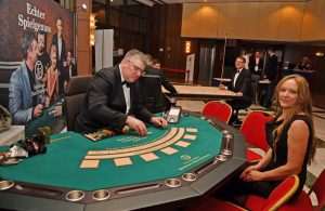 (FOTO) HRVATSKI SPEKTAKL U NJEMAČKOJ: Ponos i radost na Večernjakovoj domovnici, Đani Maršan dirnuo u srca kad je zapjevao "Bože čuvaj Hrvatsku, naš dragi dom"