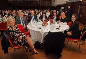 (FOTO) HRVATSKI SPEKTAKL U NJEMAČKOJ: Ponos i radost na Večernjakovoj domovnici, Đani Maršan dirnuo u srca kad je zapjevao "Bože čuvaj Hrvatsku, naš dragi dom"