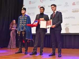 (FOTO) HRVATSKI SPEKTAKL U NJEMAČKOJ: Ponos i radost na Večernjakovoj domovnici, Đani Maršan dirnuo u srca kad je zapjevao "Bože čuvaj Hrvatsku, naš dragi dom"