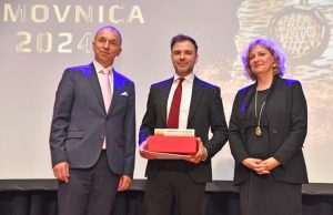 (FOTO) HRVATSKI SPEKTAKL U NJEMAČKOJ: Ponos i radost na Večernjakovoj domovnici, Đani Maršan dirnuo u srca kad je zapjevao "Bože čuvaj Hrvatsku, naš dragi dom"