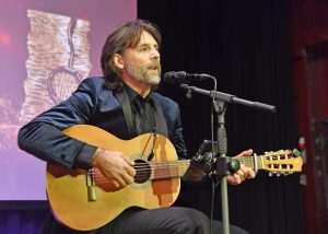 (FOTO) HRVATSKI SPEKTAKL U NJEMAČKOJ: Ponos i radost na Večernjakovoj domovnici, Đani Maršan dirnuo u srca kad je zapjevao "Bože čuvaj Hrvatsku, naš dragi dom"