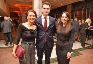 (FOTO) HRVATSKI SPEKTAKL U NJEMAČKOJ: Ponos i radost na Večernjakovoj domovnici, Đani Maršan dirnuo u srca kad je zapjevao "Bože čuvaj Hrvatsku, naš dragi dom"