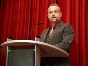 (FOTO) HRVATSKI SPEKTAKL U NJEMAČKOJ: Ponos i radost na Večernjakovoj domovnici, Đani Maršan dirnuo u srca kad je zapjevao "Bože čuvaj Hrvatsku, naš dragi dom"