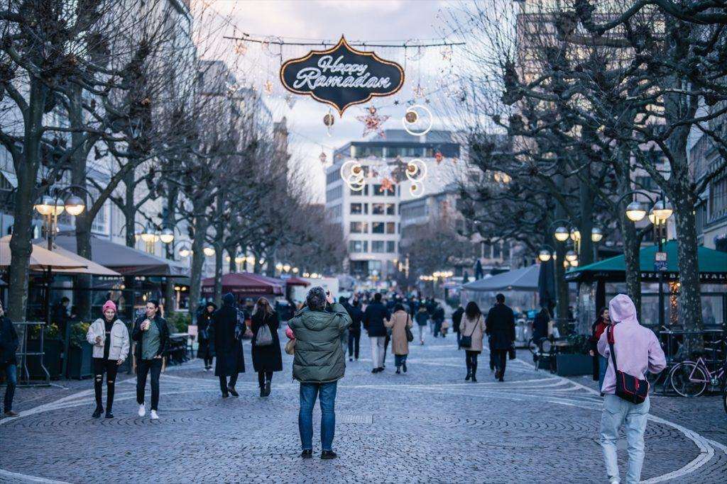 Ramazanski ukrasi u Frankfurtu/ Foto: Anadolu