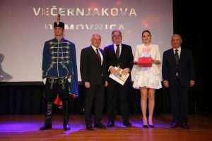 VELIKA FOTOGALERIJA SA SVEČANE DODJELE VEČERNJAKOVE DOMOVNICE: Domovina, hrvatsko iseljeništvo i prijatelji u Bad Homburgu