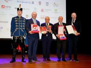 VEČERNJAKOVA DOMOVNICA 2024. U BAD HOMBURGU: Svečanu dodjelu nagrada u nekadašnjoj ljetnoj rezidenciji cara Wilhelma II. pratilo više od 400 uzvanika